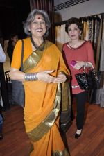Dolly Thakore at Splendour collection launch hosted by Nisha Jamwal in Mumbai on 27th Nov 2012 (61).JPG